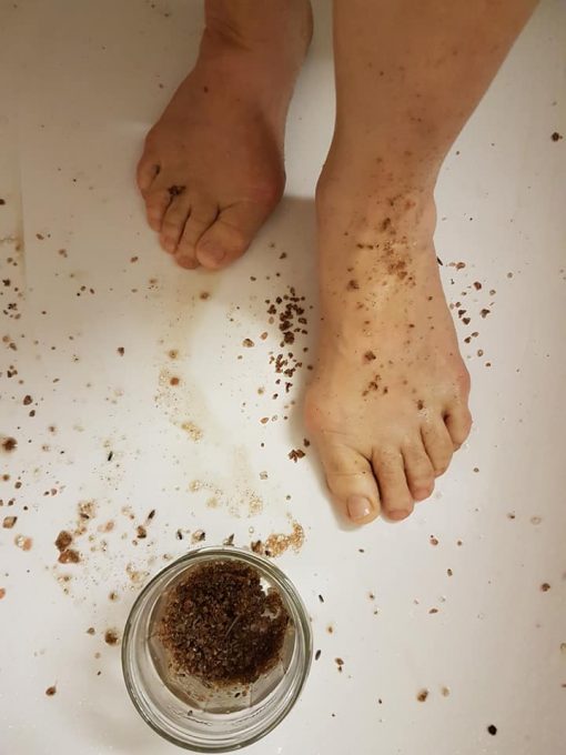 Scrubs Body & Feet Treatment